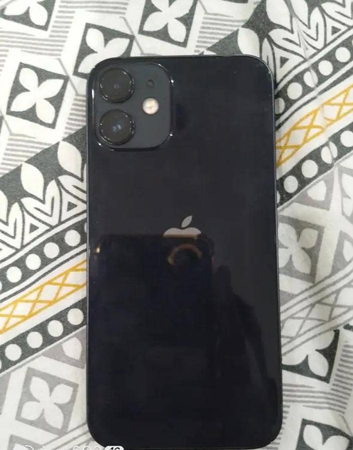 Apple iPhone 12 mini 0