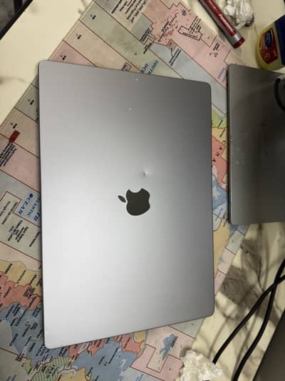 MacBook Pro M1 Max | 32GB RAM | 512GB SSD