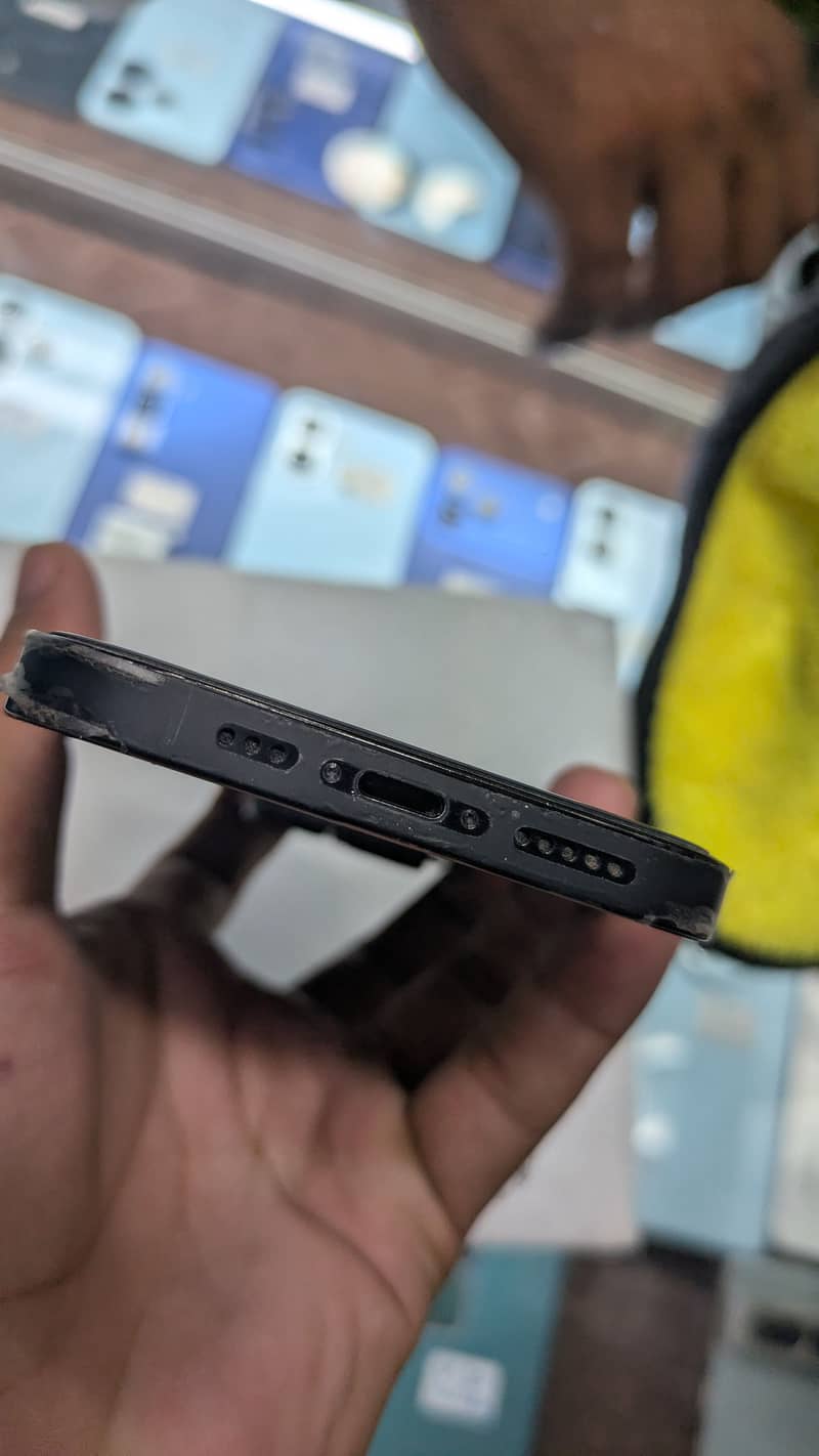 Apple iPhone 14 Pro 1