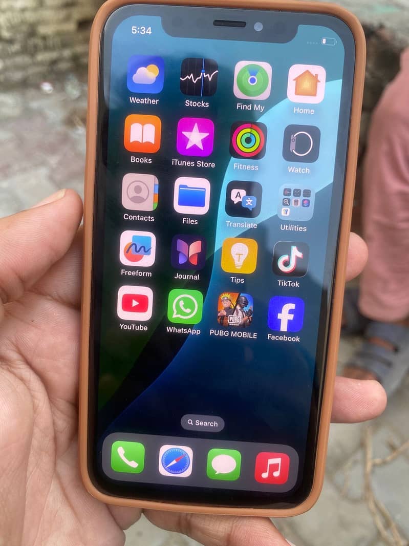 Apple iPhone XS 1