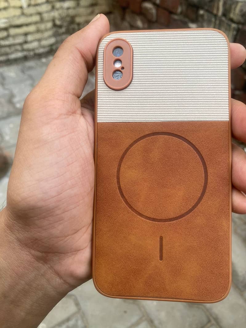 Apple iPhone XS 4