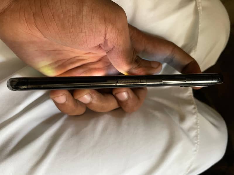 Apple iPhone X 1