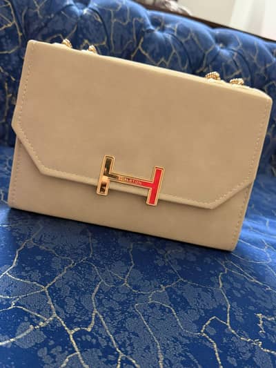 hand bag