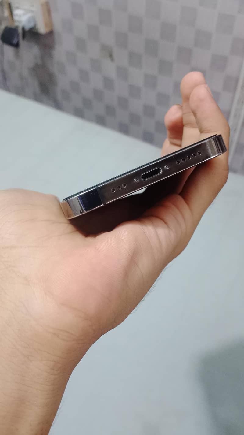 Apple iPhone 13 Pro 3