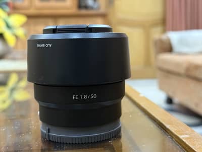 Sony 50mm f/1.8 lens