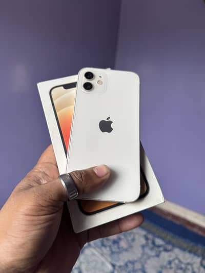Apple iPhone 12