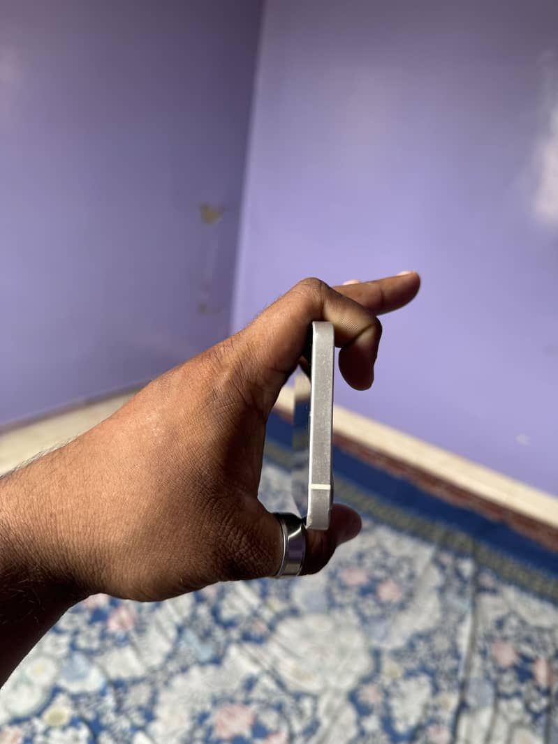Apple iPhone 12 3