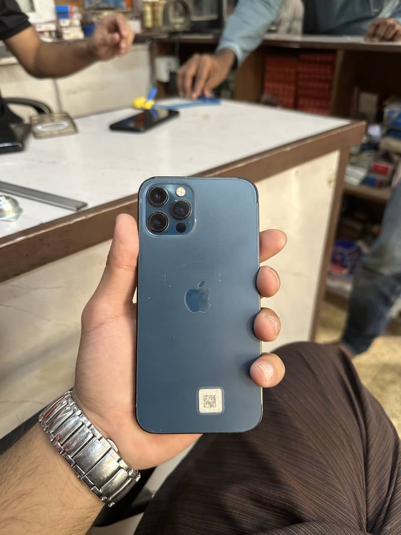Apple iPhone 12 Pro 0