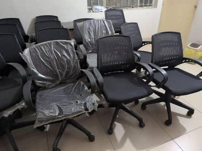 Office  chair/Chairs/Revolving chair/manager chair
