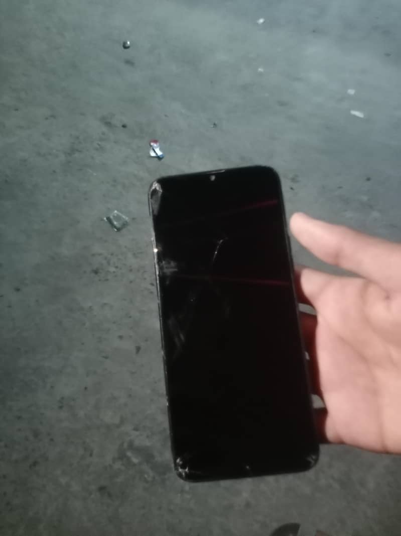 Tecno Spark 4 0