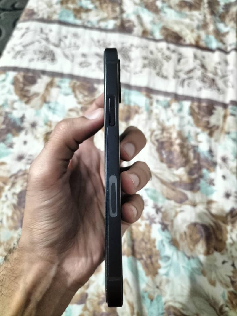 iPhone 12 2