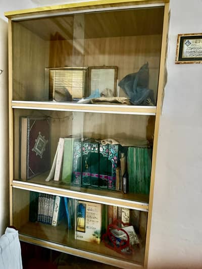 Bookshelf