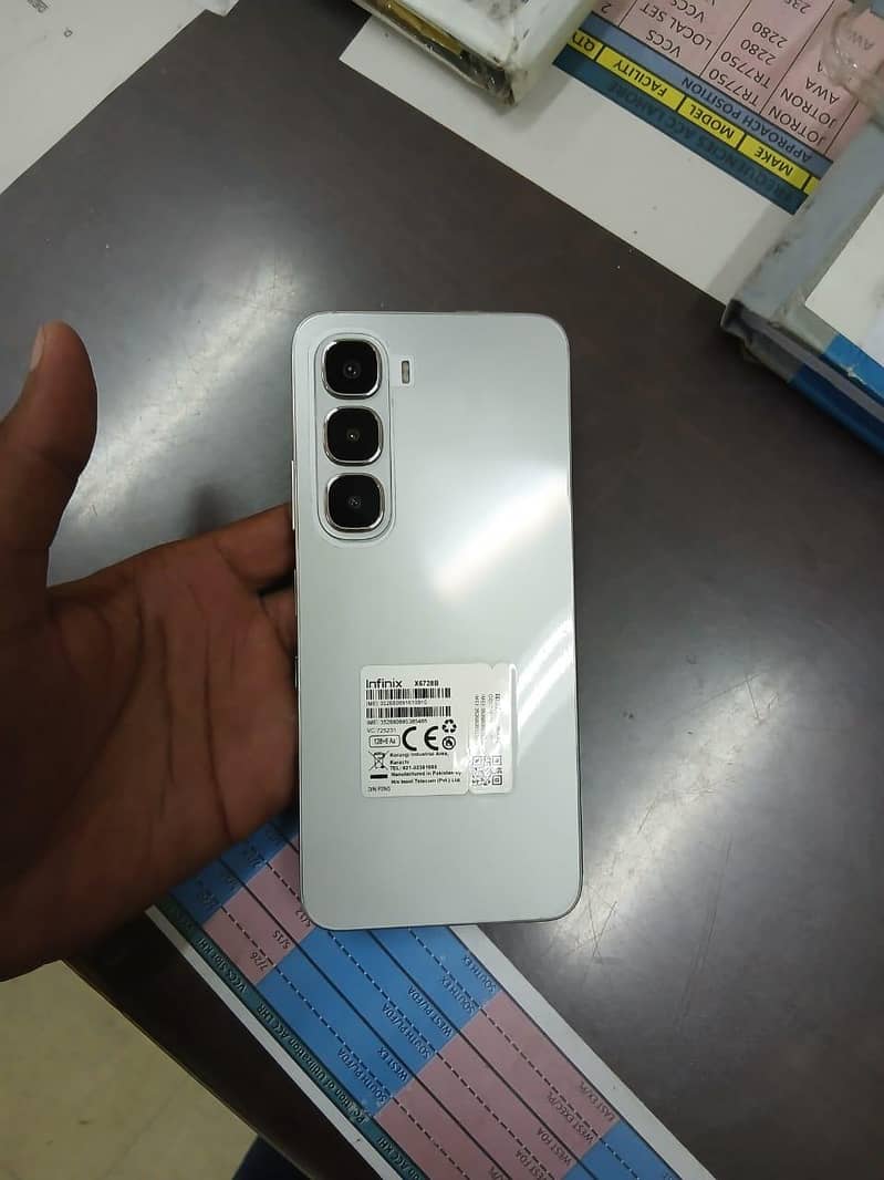 Infinix Note 6oi 6