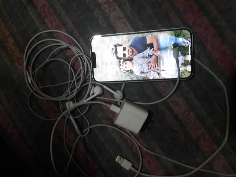 iPhone 14 plus 1