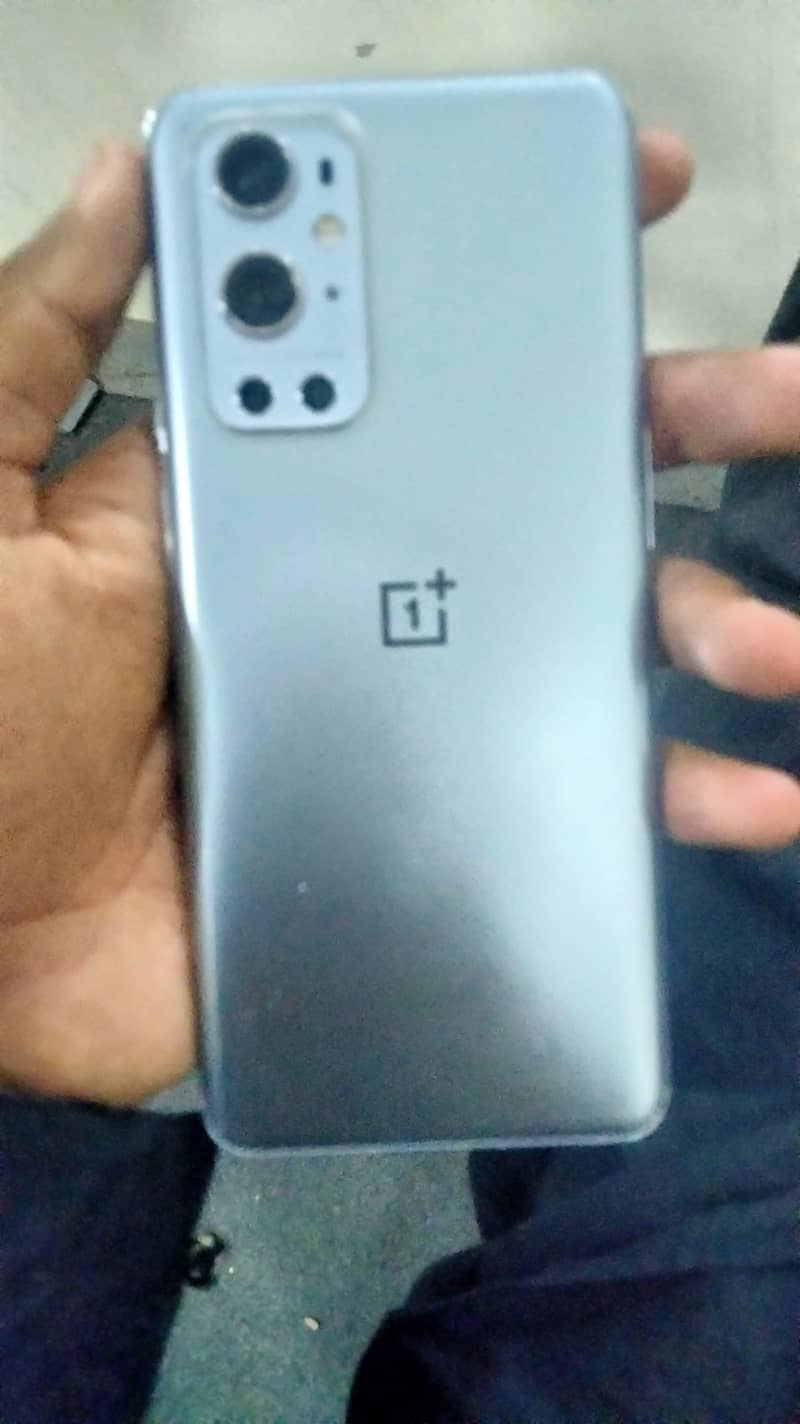 One Plus 9 Pro 4