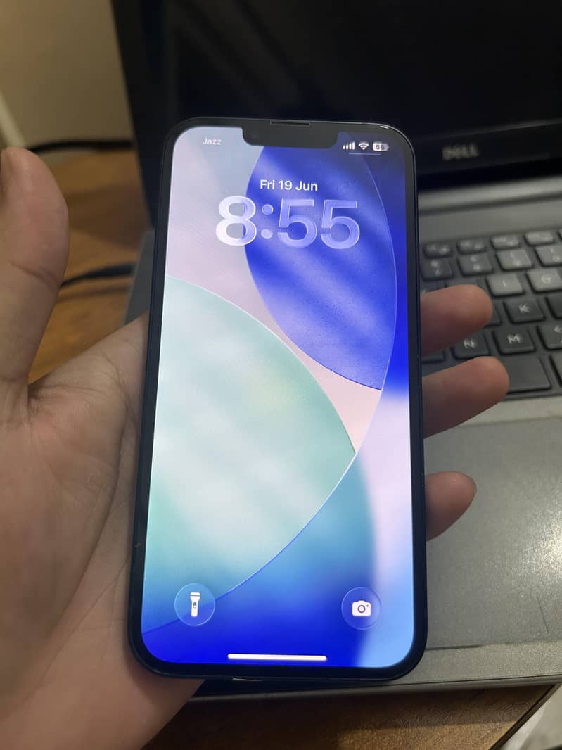 Apple iPhone 13 1