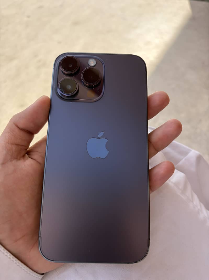 Apple iPhone 14 Pro Max 3