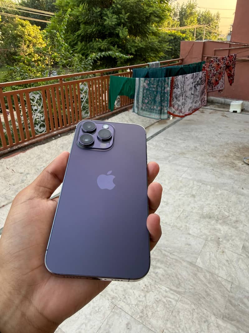 Apple iPhone 14 Pro Max 6
