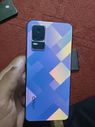Vivo V21e