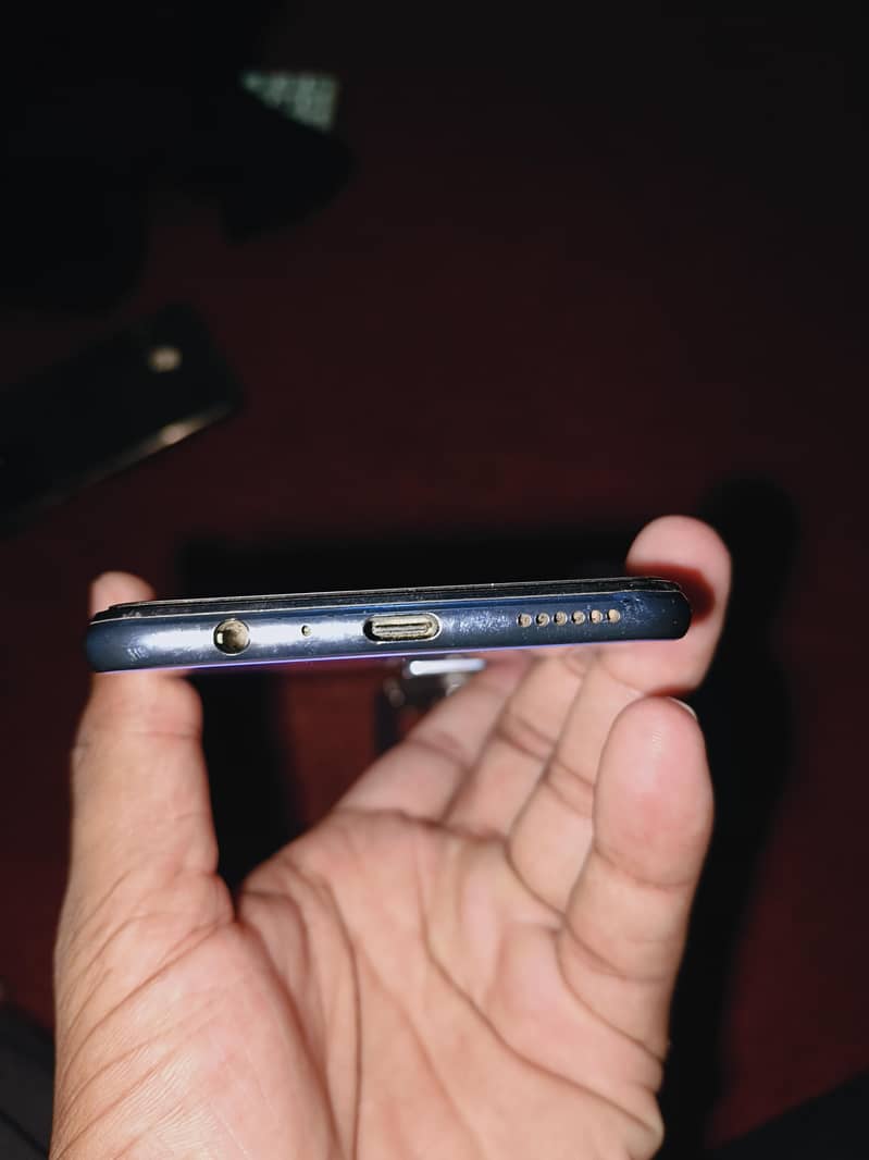 Vivo V21e 4