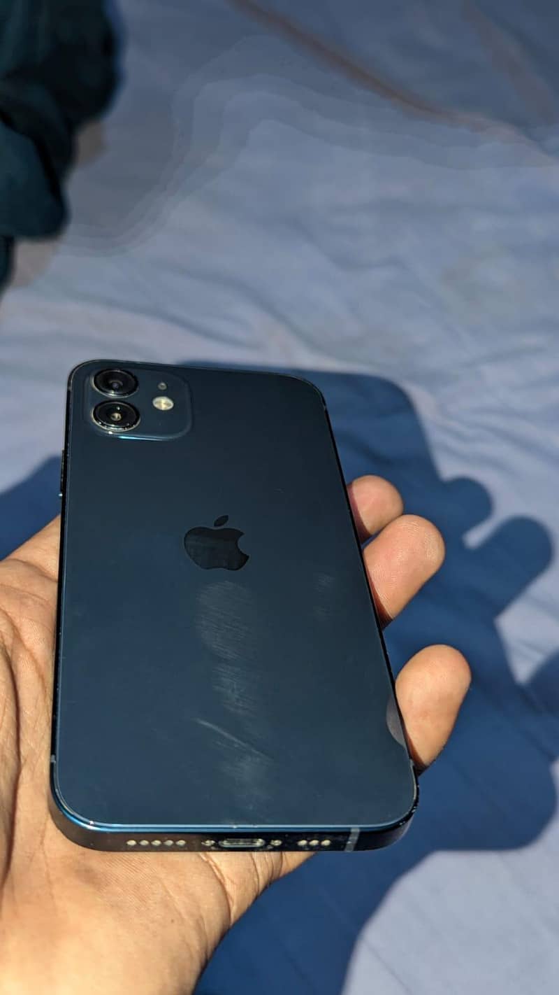 Apple iPhone 12 0
