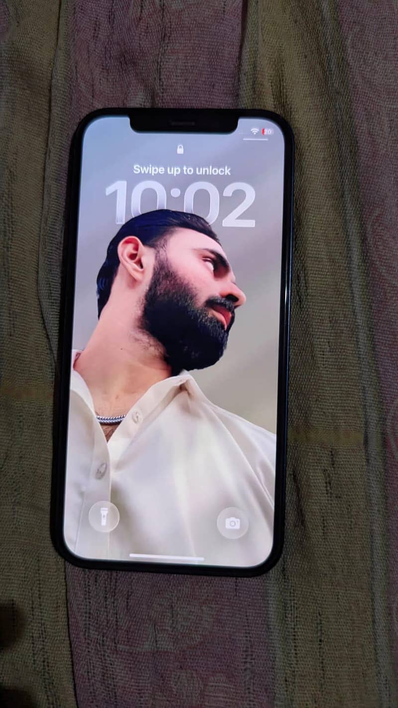 Apple iPhone 12 1