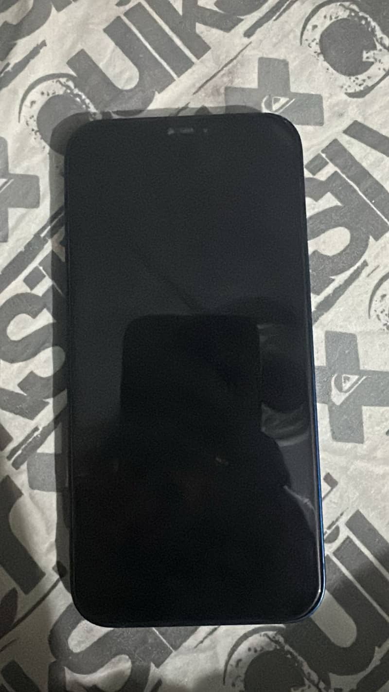 Apple iPhone 12 0