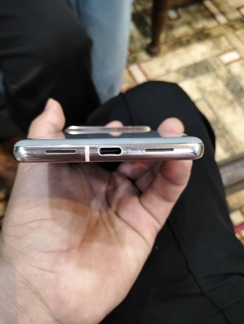 Google Pixel 7 Pro 4