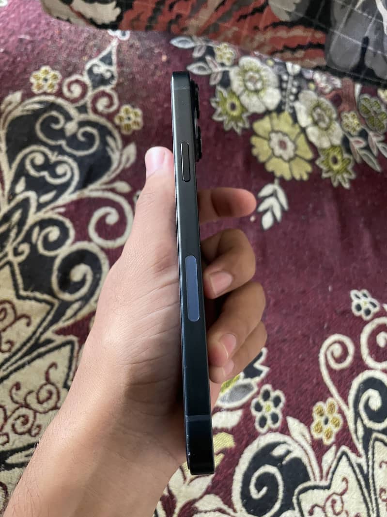 Apple iPhone 14 plus 1
