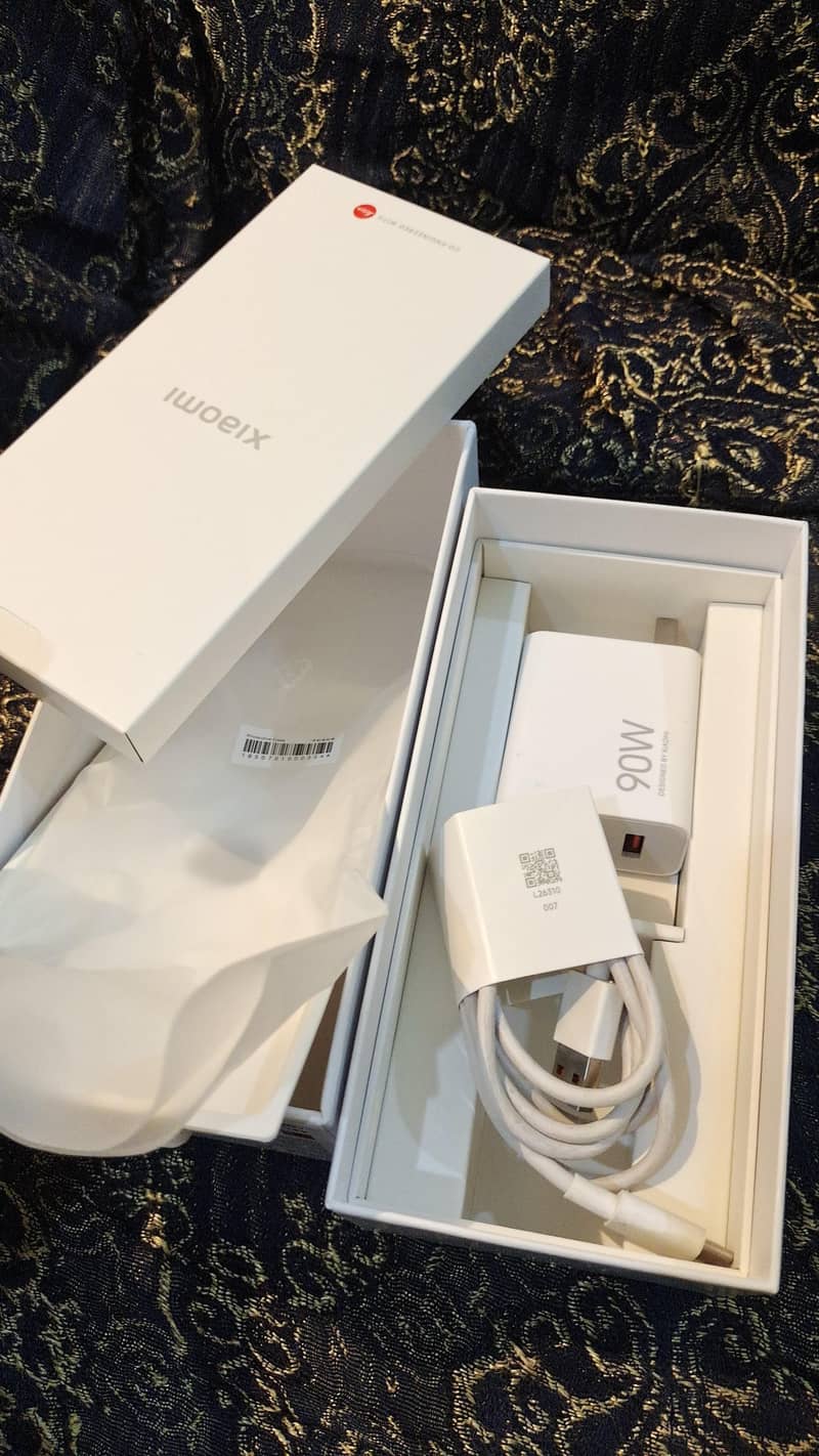 Xiaomi 15 6