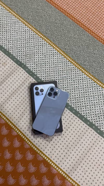 Apple iPhone 13 Pro Max with box