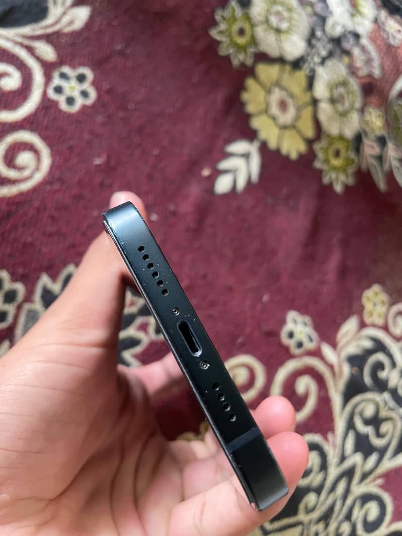 Apple iPhone 14 plus 3