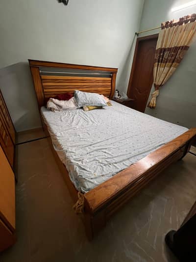 Selling King Size Bed only