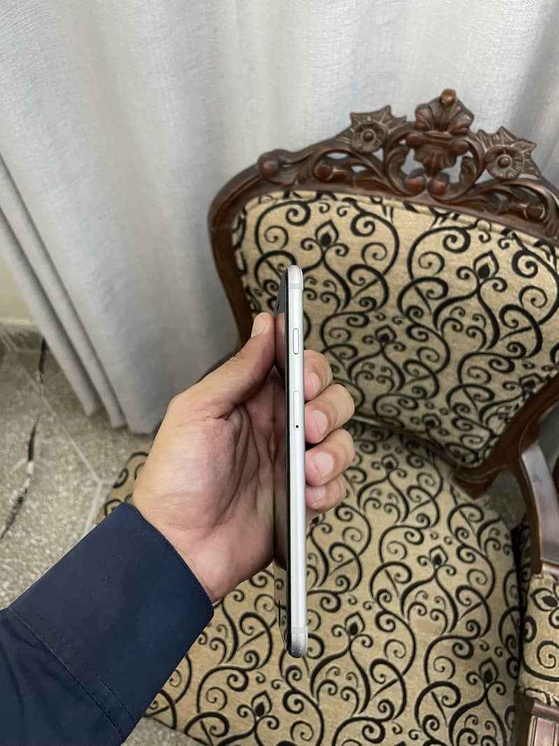 Apple iPhone 6S Plus 2