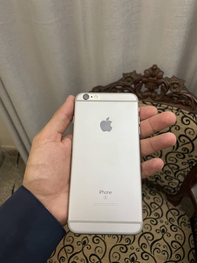 Apple iPhone 6S Plus 5