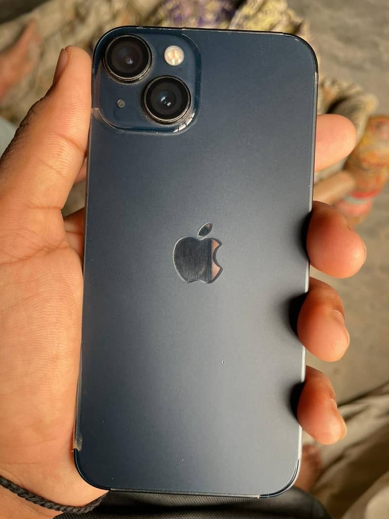 Apple iPhone 13 1