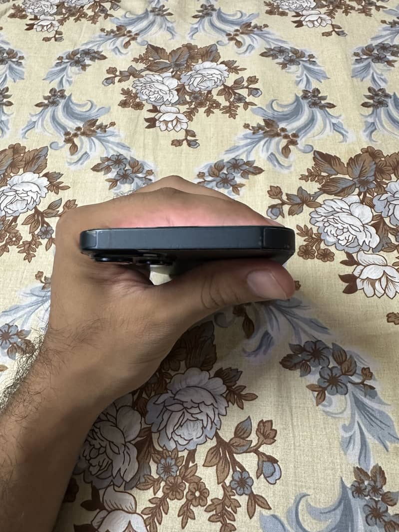 Apple iPhone 14 plus 2