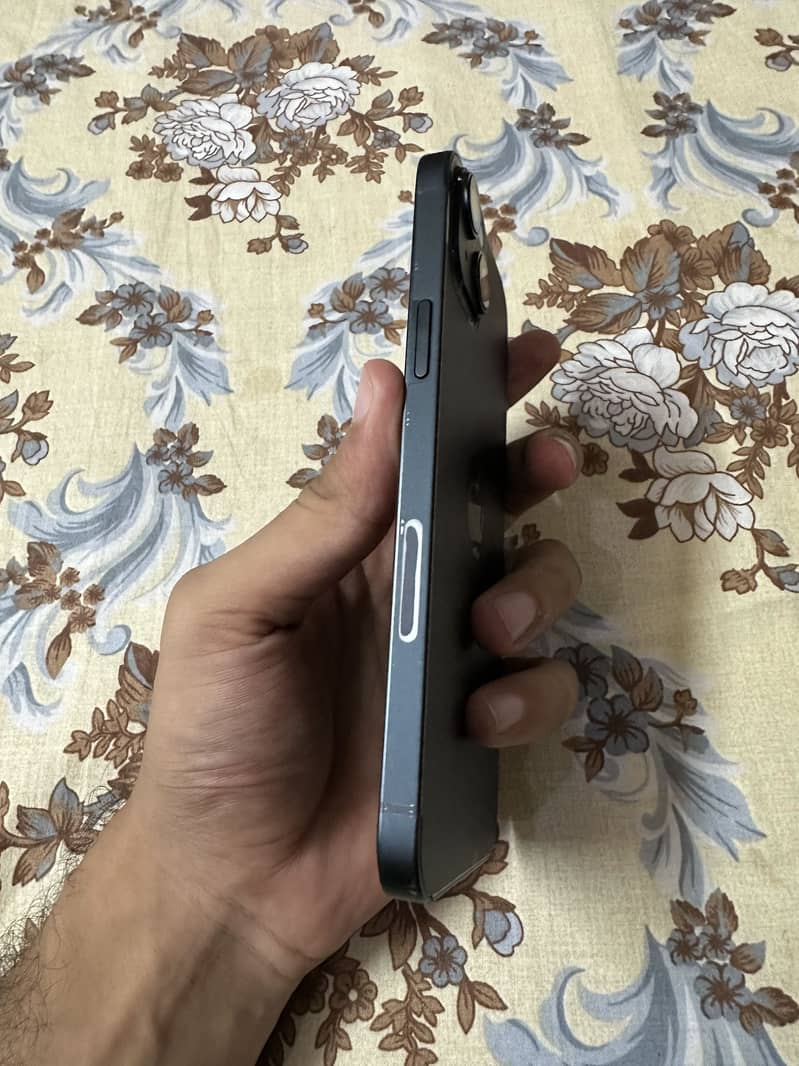 Apple iPhone 14 plus 4