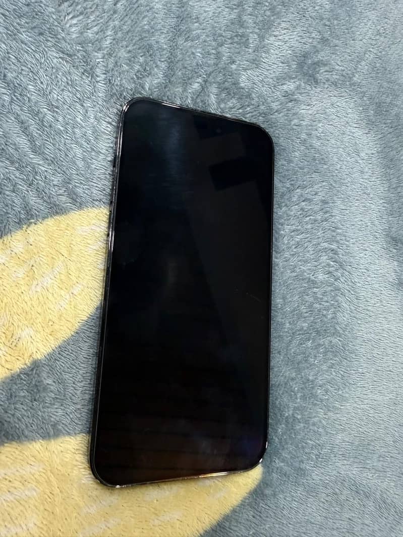 Apple iPhone 14 Pro Max 0