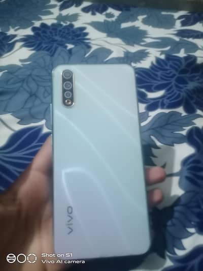 Vivo S1
