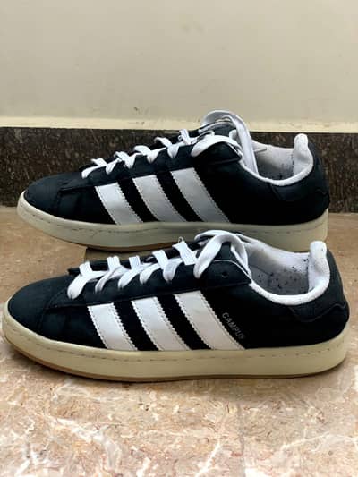 Adidas Campus