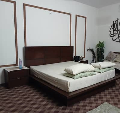 Bed condition is 10/9
