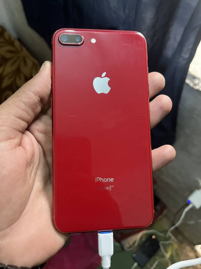 Apple iPhone 8 Plus 0