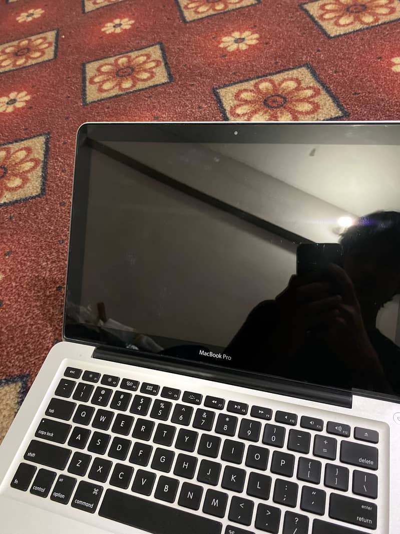 Macbook pro 2011 5