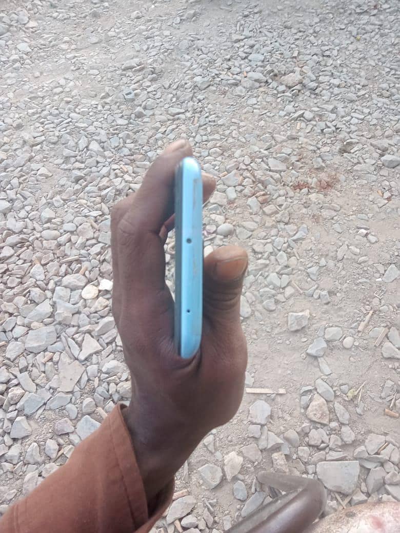Xiaomi Redmi Note 9 5