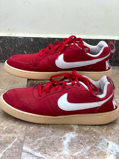 Nike Court Borough Low