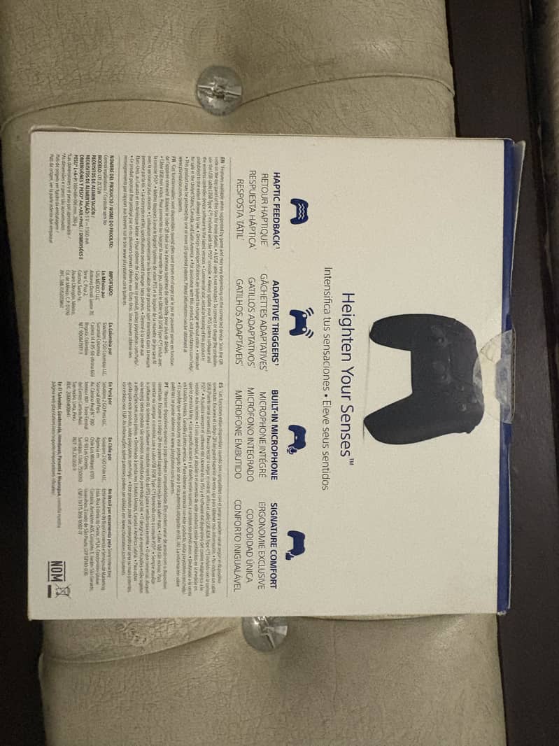PS5 Dualsense black controller sealed 2
