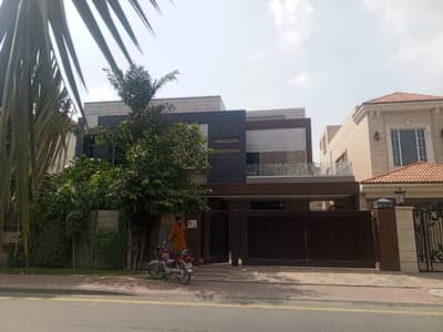 1 Kanal Just Like A Brand New House Located On Main Boulevard For Sale In Jasmine Block Sector C Bahria Town Lahore