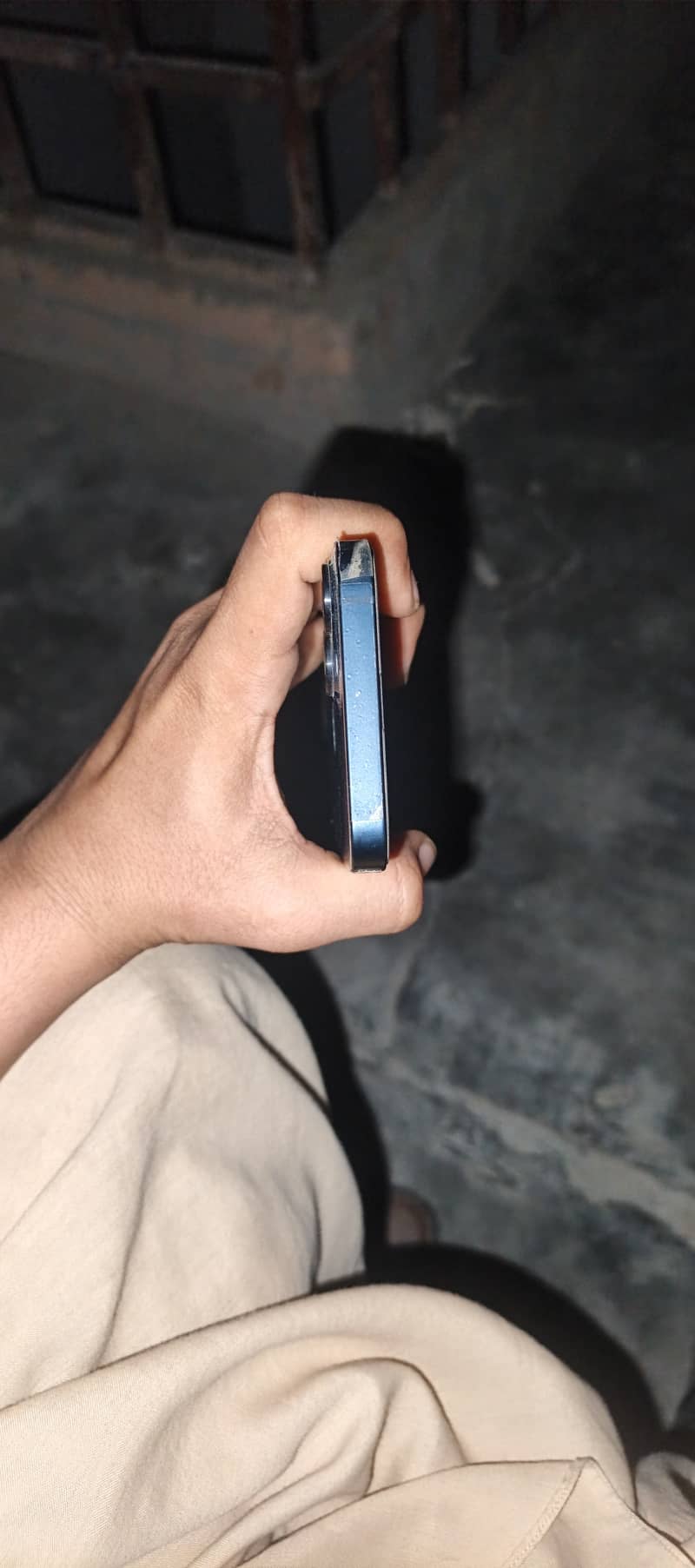 Apple iPhone 13 4
