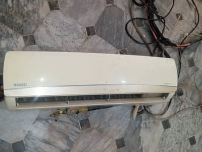Split AC 2 ton